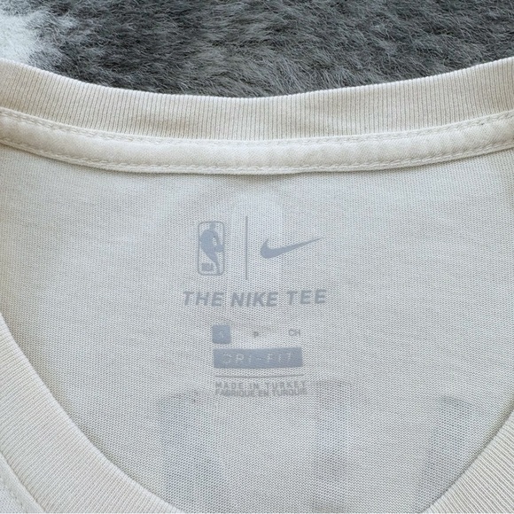 Portland Trail Blazers Damian Lillard T-shirt - Picture 5 of 10